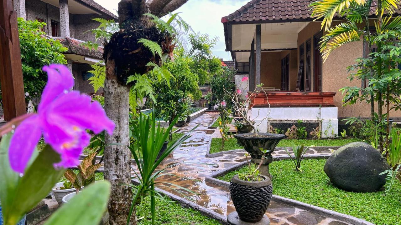 Gusti Home Stay Ubud Eksteriør bilde