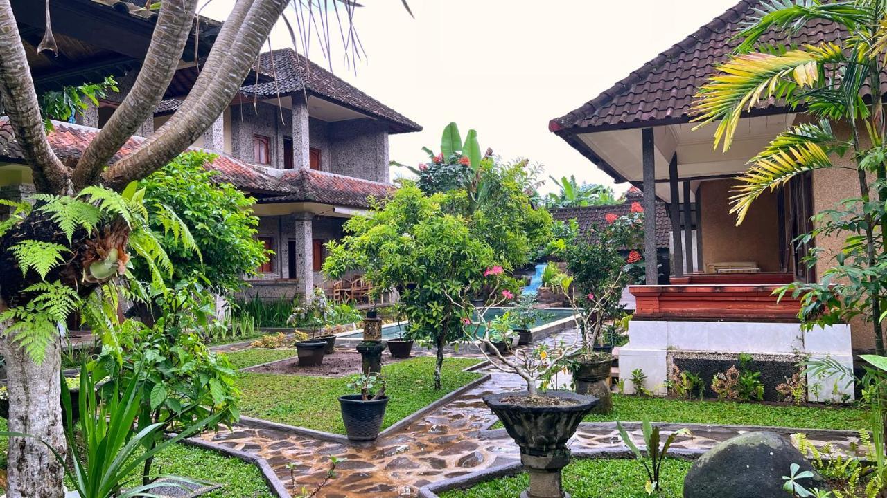 Gusti Home Stay Ubud Eksteriør bilde