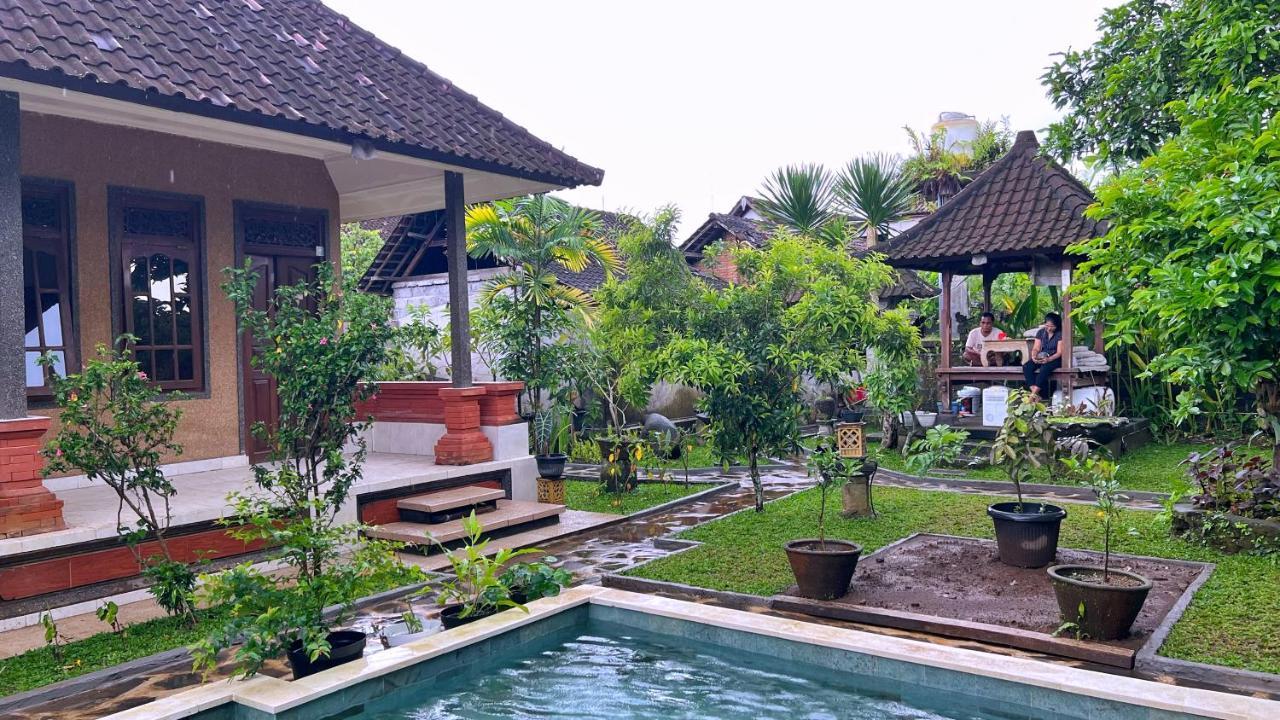Gusti Home Stay Ubud Eksteriør bilde