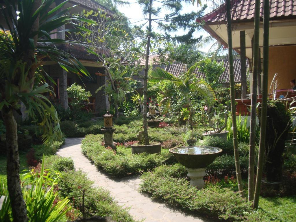 Gusti Home Stay Ubud Eksteriør bilde