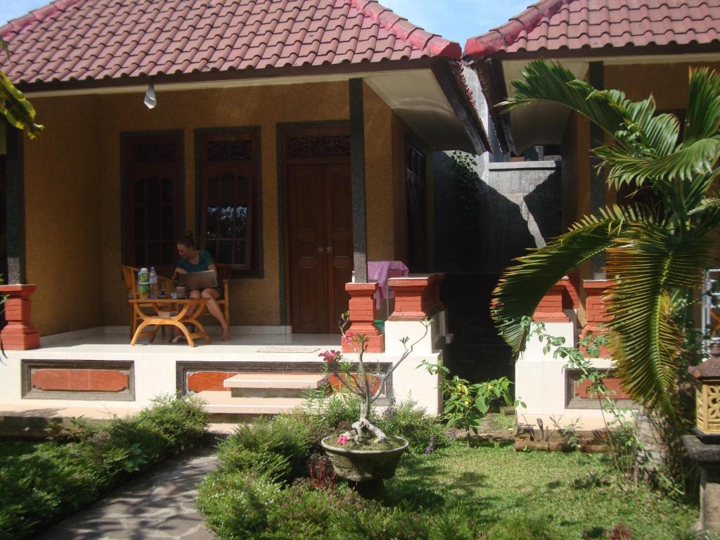Gusti Home Stay Ubud Eksteriør bilde